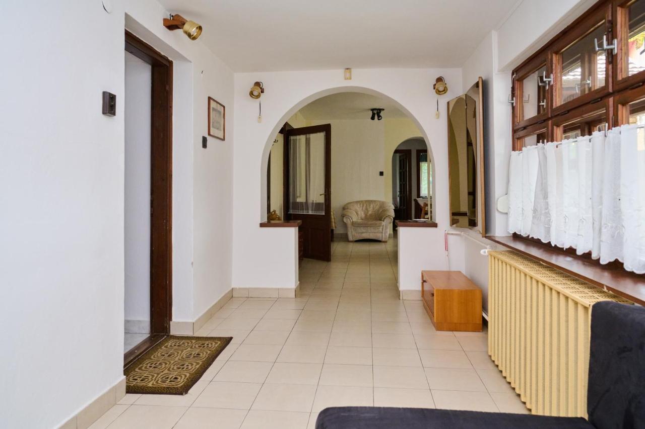Koelcsey Vendeghaz Apartment Hodmezovasarhely Ngoại thất bức ảnh