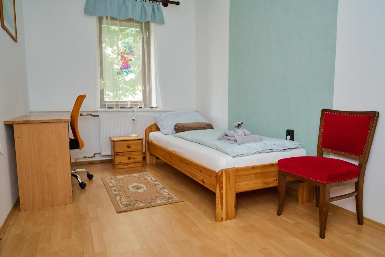 Koelcsey Vendeghaz Apartment Hodmezovasarhely Ngoại thất bức ảnh